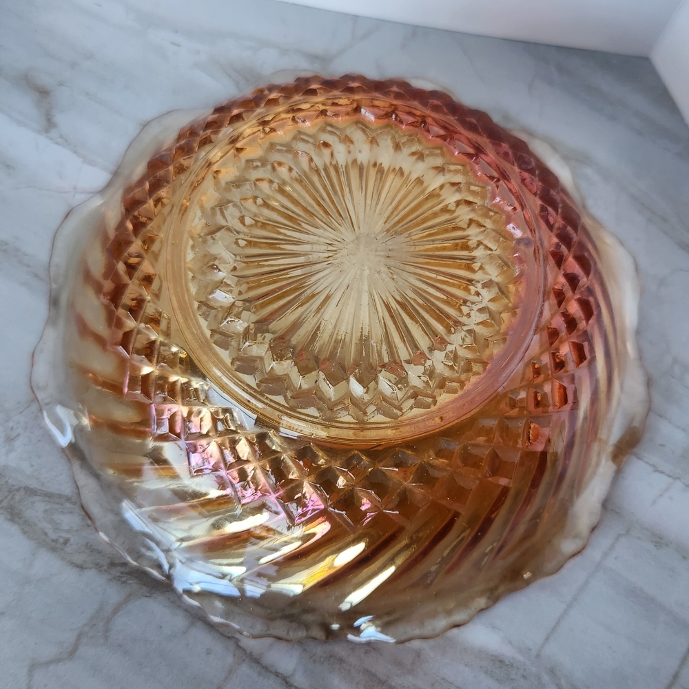 Anchor Hocking Amber Glass Decorative Bowl - Picture 4 of 7